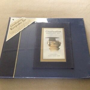 new seasons Graduation Keepsake Set New Sealed
